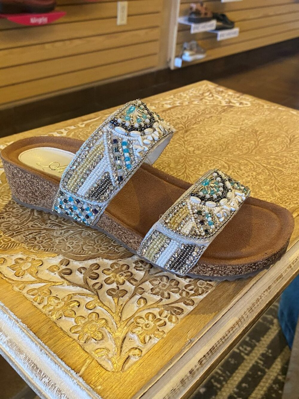 Azura - Bahamian White Multi - Multiple Sizes (NEW W/ BOX)
